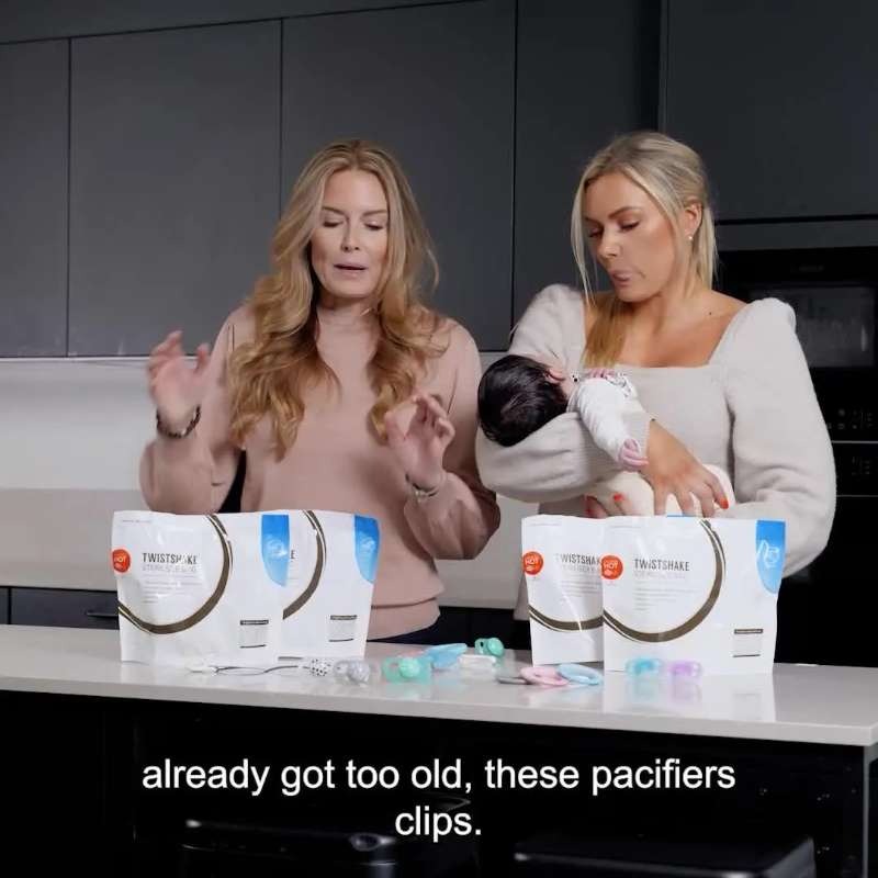 ‫پستانک ۲ عددی تویست شیک مدل‬ ‫0128NL مناسب تا ۶ ماهگی‬ image gallery